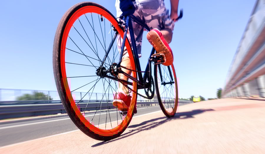 How Financial Advisors Use Hub And Spoke Digital Marketing